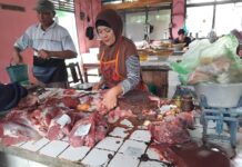 Dampak Penyebaran PMK: Permintaan Daging Sapi Menurun di Karanganyar