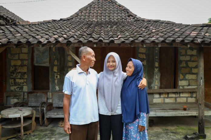 WhatsApp Image 2025-06-04 at 10.01.00