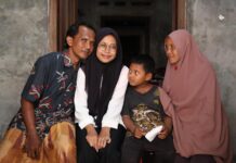 Putri Khasanah, Anak Penjual Asongan Diterima Kuliah Gratis di UGM